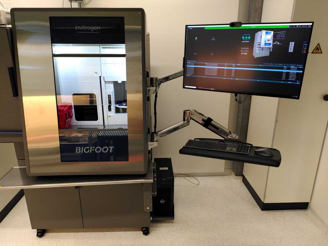 Bigfoot cell sorter